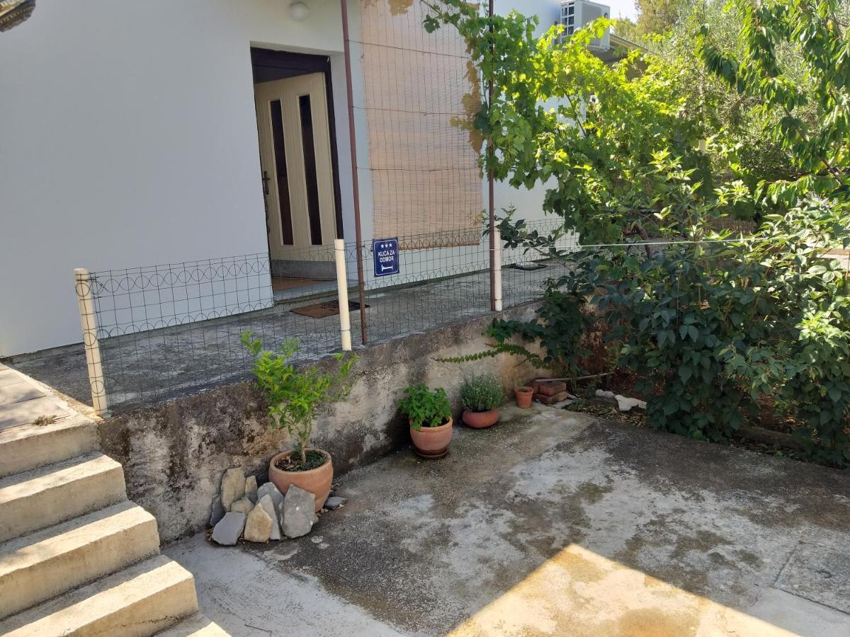 Holiday Home J-Adria جادريغا المظهر الخارجي الصورة